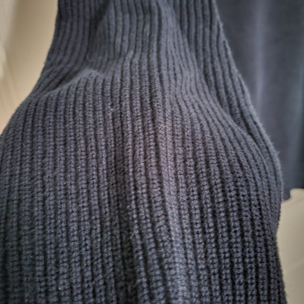 Express Men's 1/4 Button Sweater - Picture 5 of 5